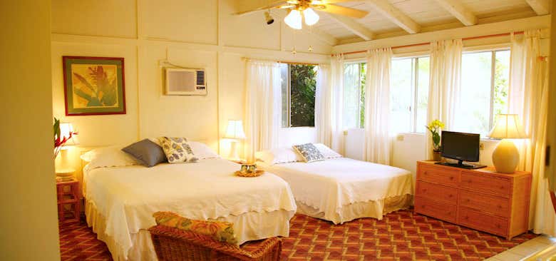 Photo of Pillows in Paradise Bed & Breakfast