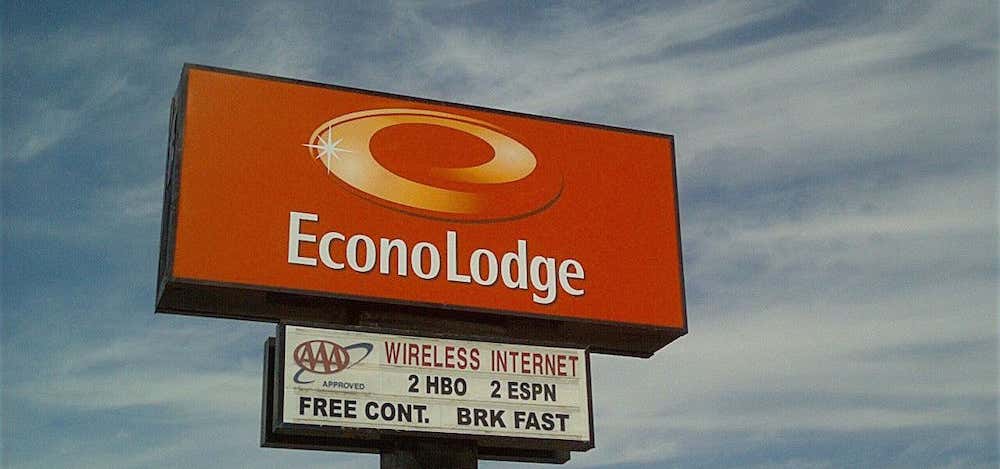 Photo of Econo Lodge Inn and Suites - Williamsburg