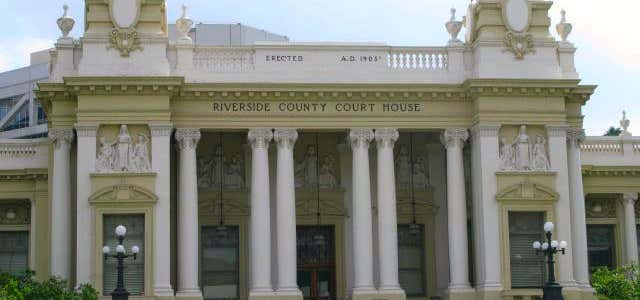 Photo of Riverside County Courthouse