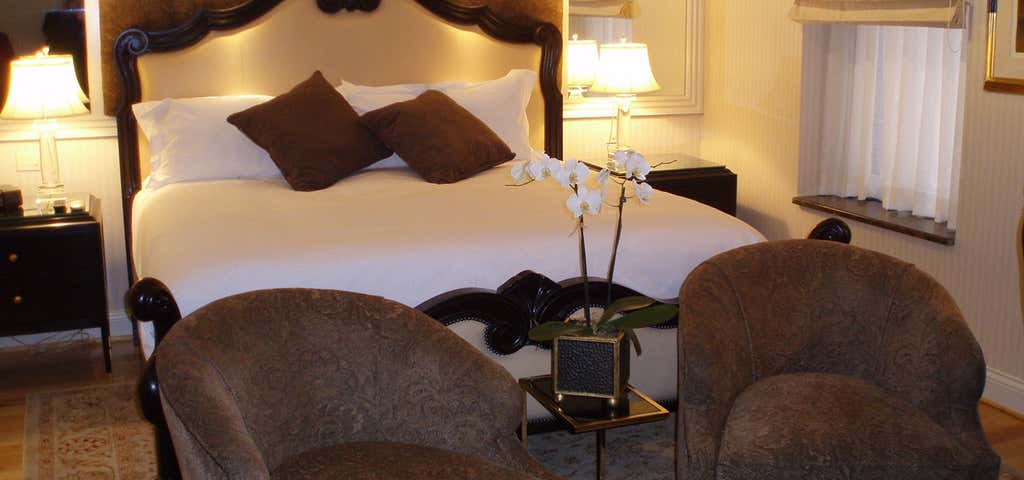 Photo of Hannaford Suites Hotel