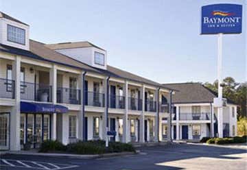 Photo of Baymont Inn And Suites Macon / Plantation Dr At Zebulon Road