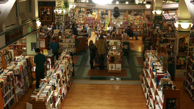 Auntie S Bookstore Spokane Wa Roadtrippers Auntie S Bookstore Spokane Wa Roadtrippers