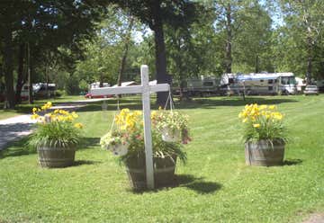 Photo of River Bend Campground