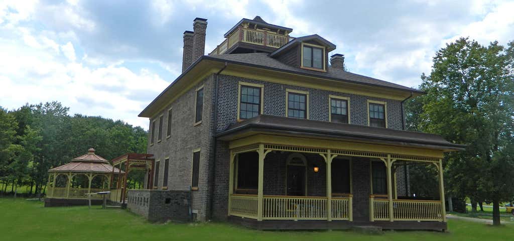 Photo of The Brick House Bed & Breakfast