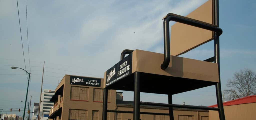 Photo of The Gigantic Chair of Anniston