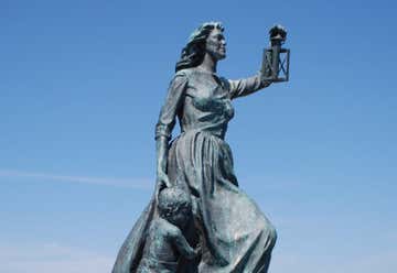 Photo of Lady Of The Sea Statue