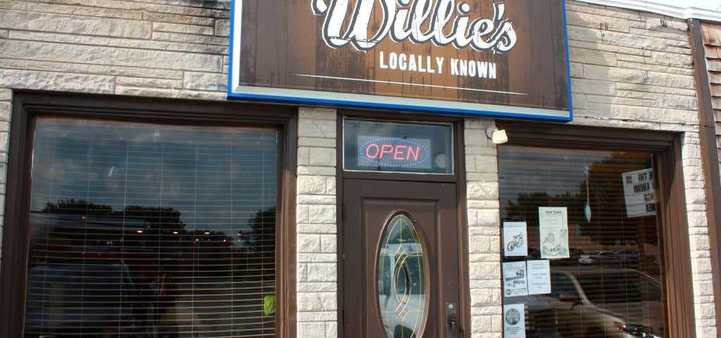 Photo of Willie's Locally Known