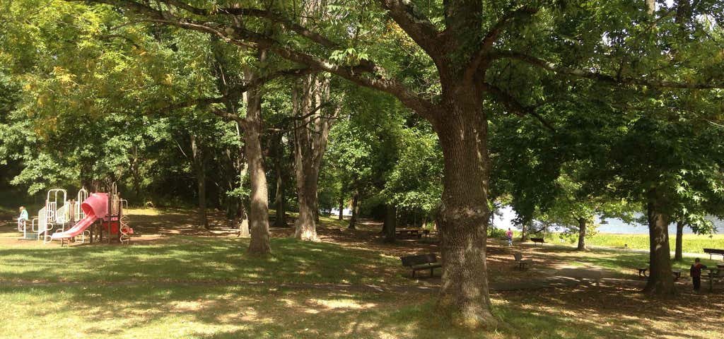 Photo of Round Valley State Recreation Area