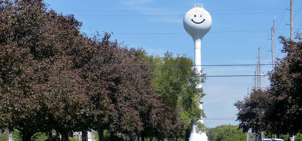 Photo of Smiley Face Water Tower