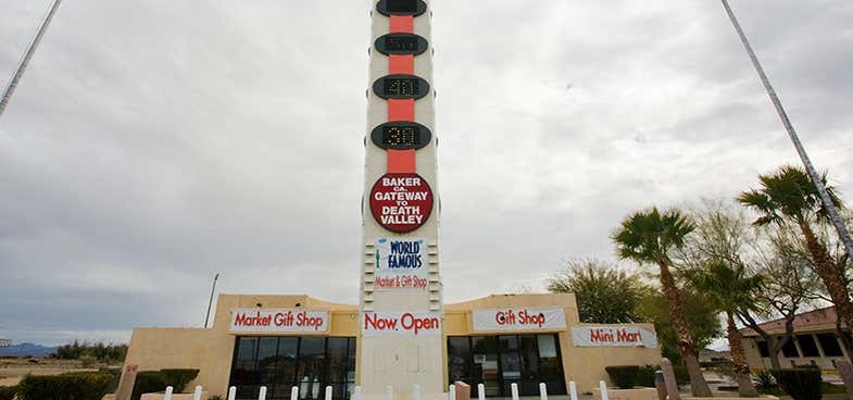 Photo of World's Tallest Thermometer
