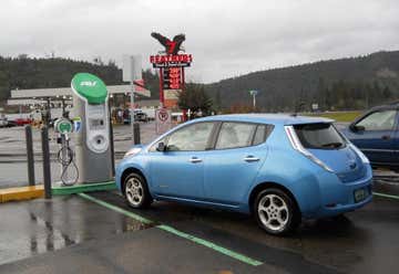 Photo of Seven Feathers Truck and Travel Center: Electric Vehicle Fast Charging Station