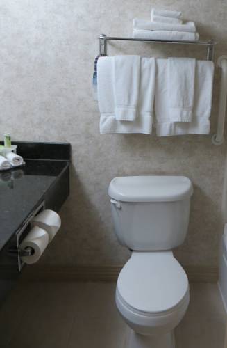 Comfort Suites