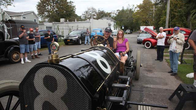 The Himes Museum Of Motor Racing Nostalgia Bay Shore Ny Roadtrippers