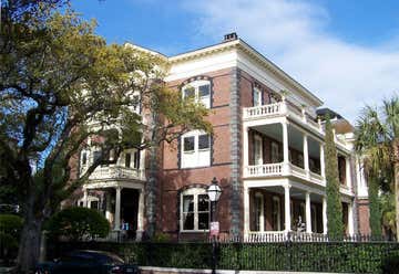 Photo of Calhoun Mansion