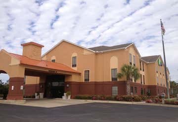 Photo of Holiday Inn Express & Suites Milton East I-10