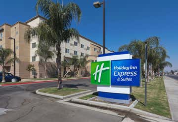Photo of Holiday Inn Express Bakersfield
