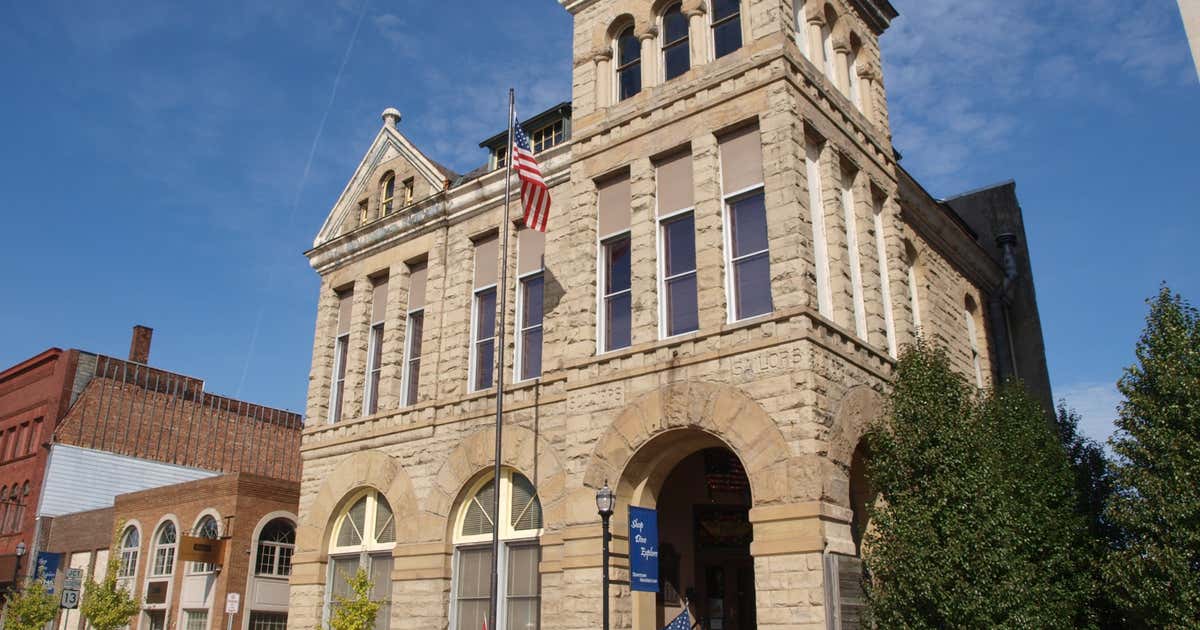 Mansfield Memorial Museum, Mansfield Roadtrippers