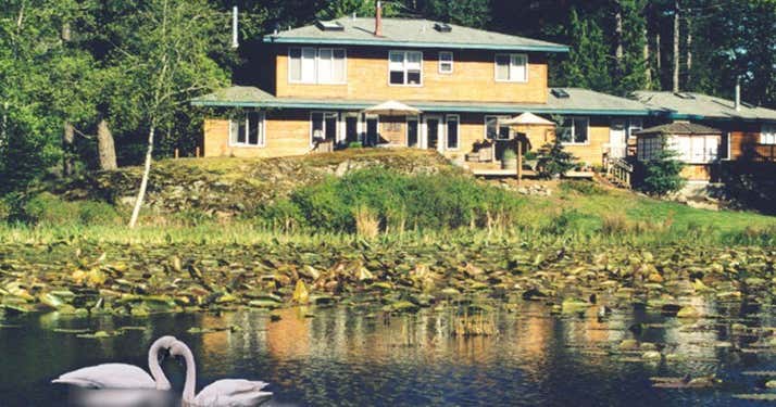 Otters Pond Bed and Breakfast of Orcas Island, Eastsound | Roadtrippers