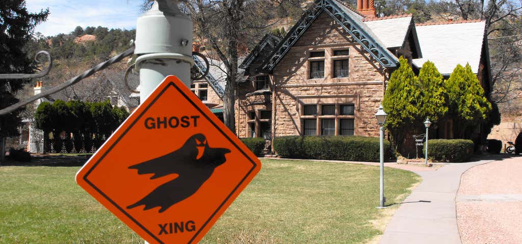 Photo of Briarhurst Manor Ghost Tours