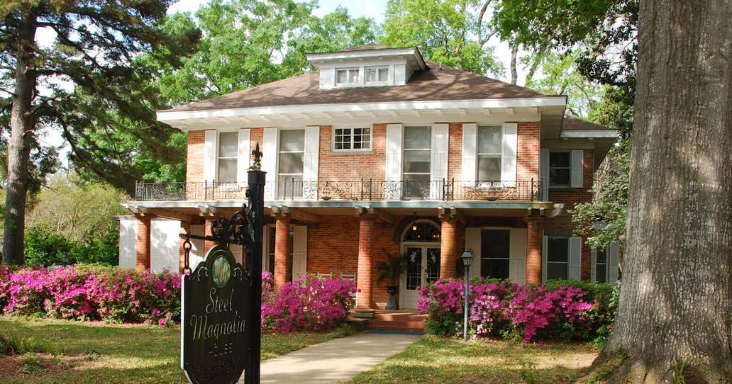 The Steel Magnolia House, Natchitoches Roadtrippers