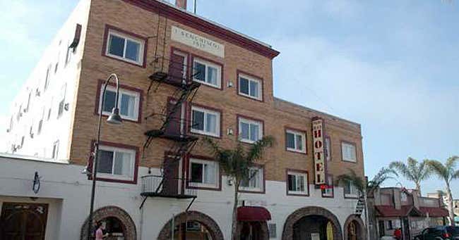 Pismo Beach Hotel, Pismo Beach | Roadtrippers