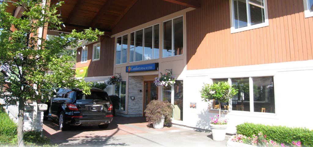 Photo of Comfort Inn & Suites North Vancouver