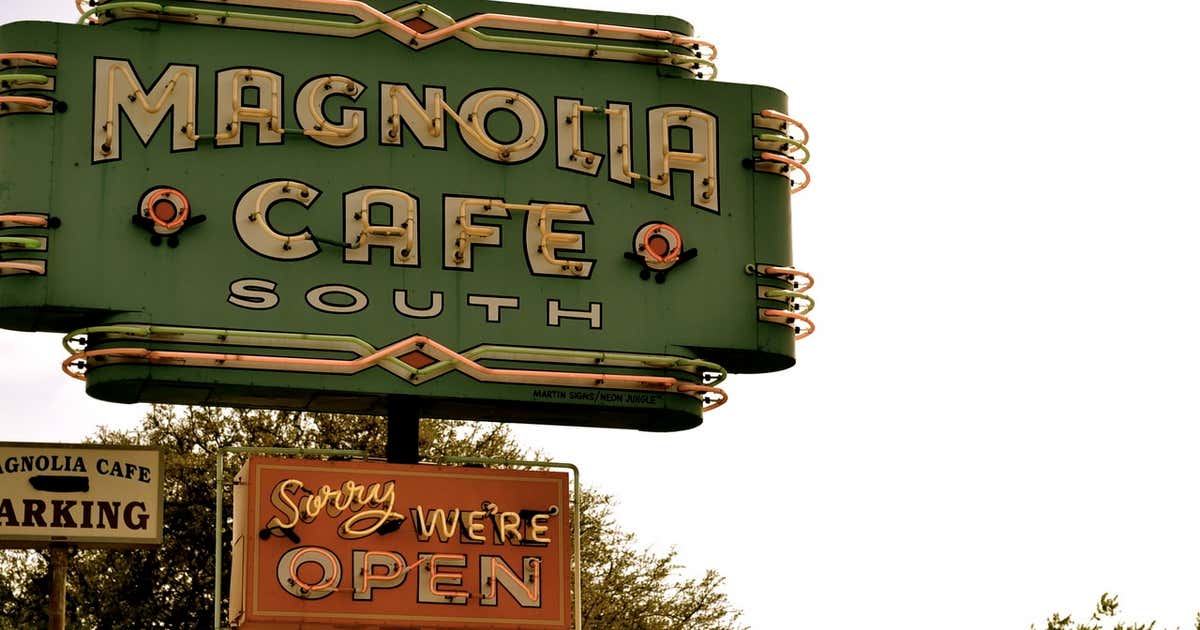 Magnolia Cafe, Austin Roadtrippers