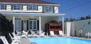 Edgewater Inn