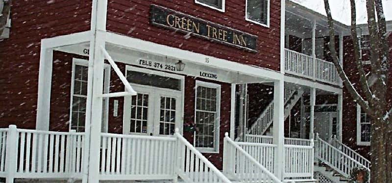 Photo of Green Tree Inn Bed & Breakfast