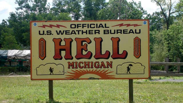 Hell Michigan Pinckney Mi Roadtrippers