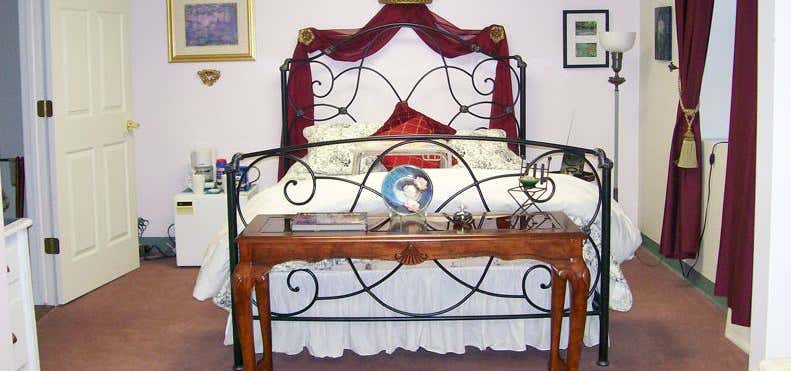 Photo of Tiffany Inn Bed & Breakfast