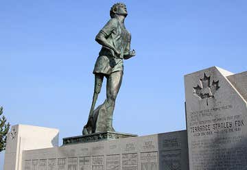 Photo of Terry Fox Memorial and Lookout