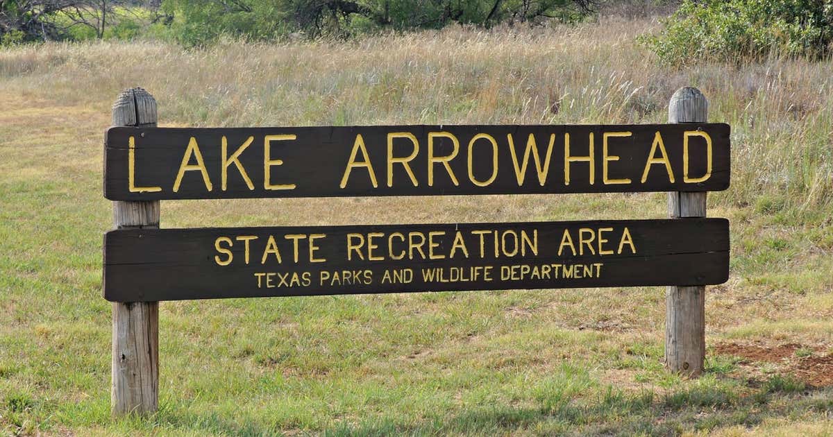Arrowhead State Park And Golf Course, Canadian Roadtrippers