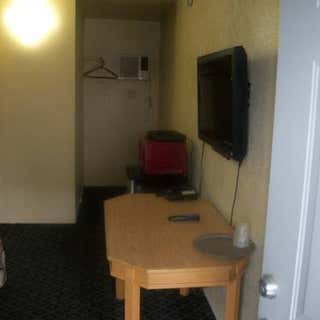 Flamingo Motel