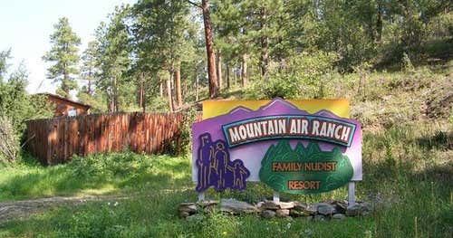 Mountain Air Ranch, Littleton Roadtrippers