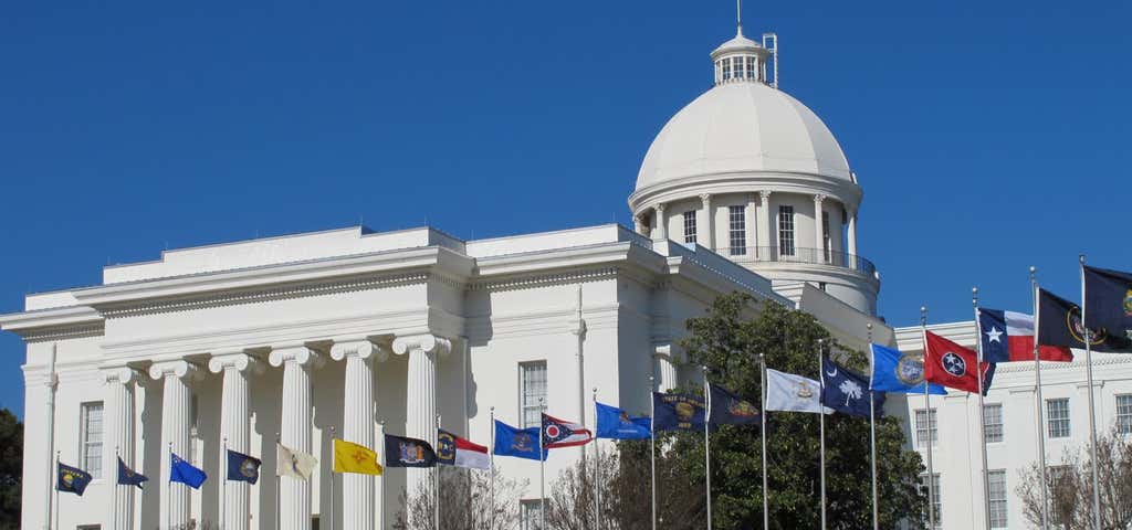 Photo of Alabama State Capitol