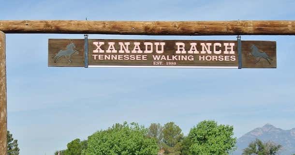 Xanadu Ranch GetAway / Private Guest Rooms / Guest Ranch & Horse Motel