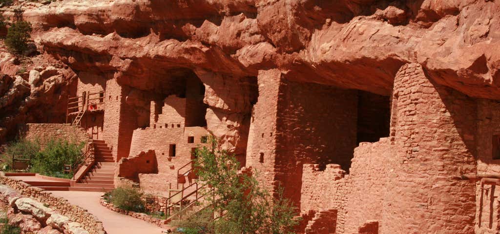 Photo of The Manitou Cliff Dwellings