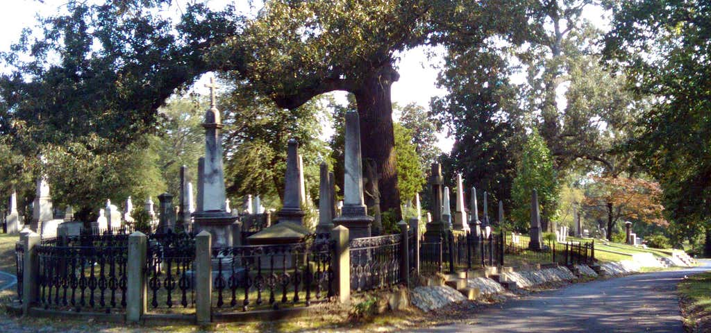 Photo of Hollywood Cemetery