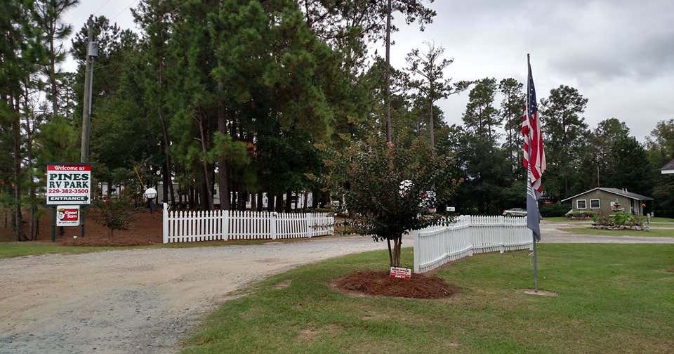 Pines RV Park I75, Tifton Roadtrippers