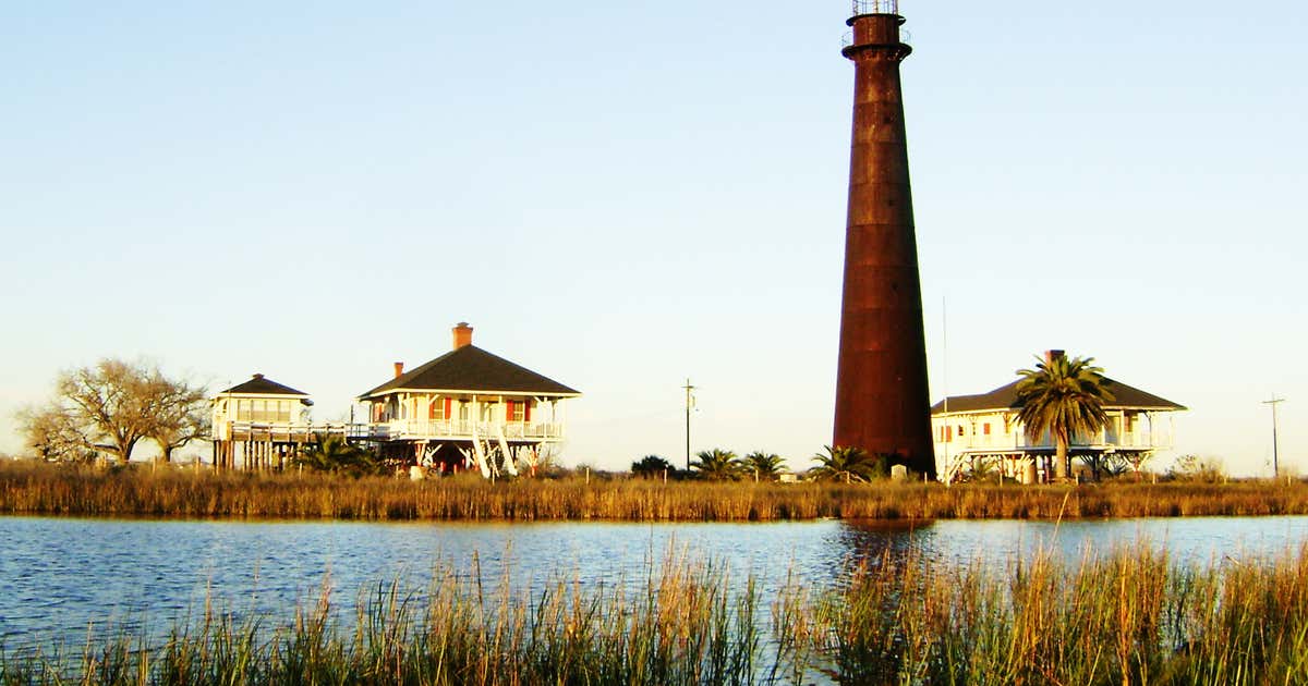 Bolivar Point Lighthouse, Galveston Roadtrippers
