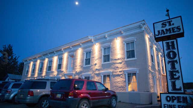 Saint James Hotel Restaurant Cimarron Nm Roadtrippers Saint James Hotel Restaurant Cimarron Nm Roadtrippers
