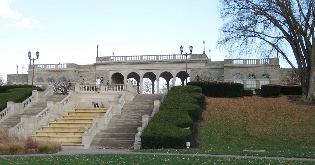 Mt Lookout, Cincinnati Roadtrippers