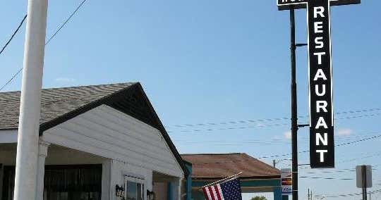 Horseshoe Restaurant, South Hill Roadtrippers