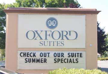 Photo of Oxford Suites Yakima