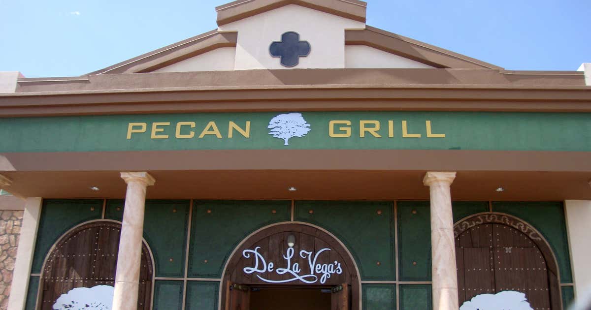 De La Vega's Pecan Grill & Brewery, Las Cruces Roadtrippers