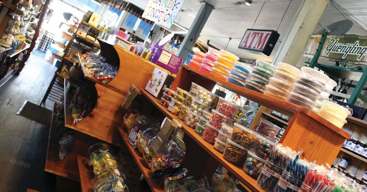 JR's General Store, Bainbridge Roadtrippers