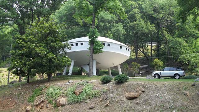 Flying Saucer House, Signal Mountain - TN | Roadtrippers