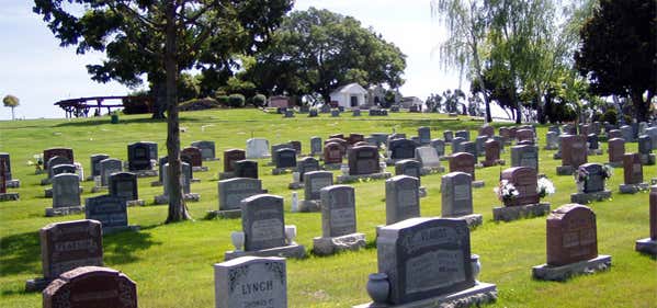 Photo of Lone Tree Cemetery
