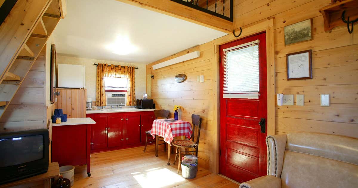 Triangle Ranch Bed and Breakfast, Philip Roadtrippers